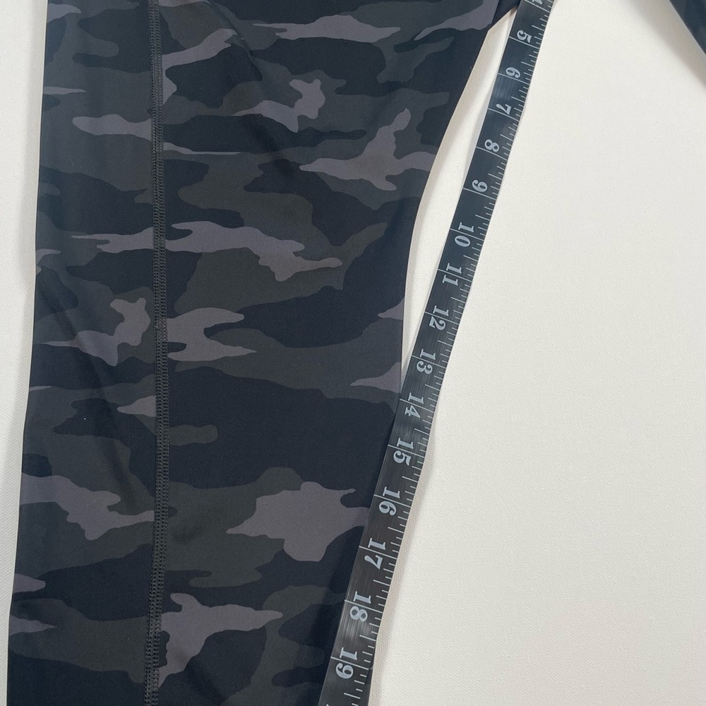 Athleta Ultimate Camo 7/8 Tights Women’s 3X Black Gray Leggings - Picture 8 of 10